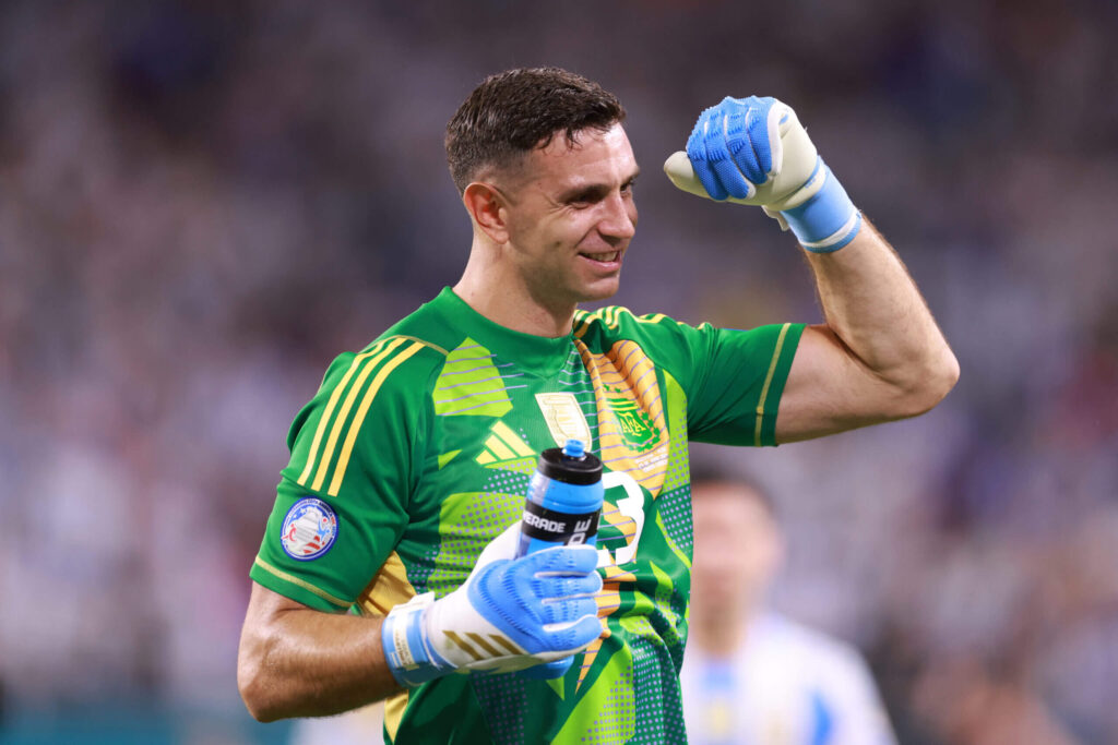 World Cup Golden Glove